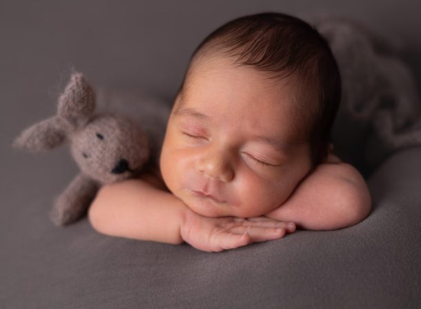 Cum vă pregătiți pentru fotografiile newborn la studio 3